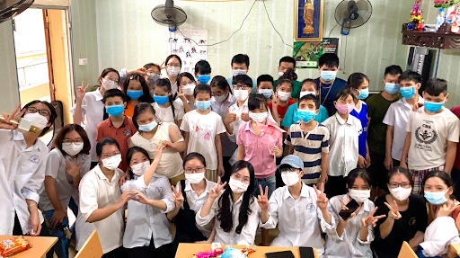 "Trung thu cho em'' giữa mùa dịch bệnh cùng CLB Mỹ thuật NT_Art và CLB Tình nguyện NVG